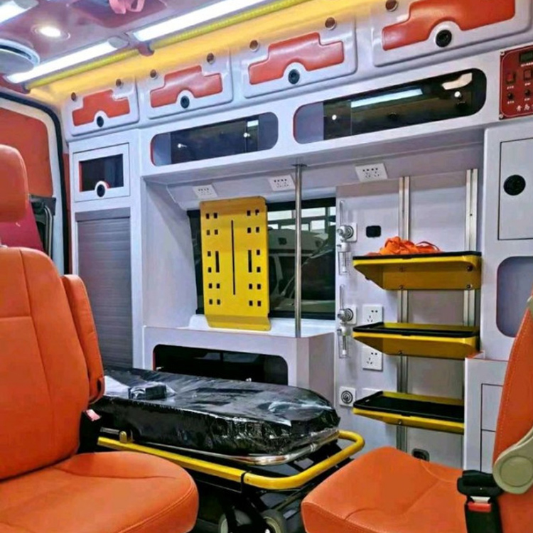 和静长途救护车护送病人租赁价格